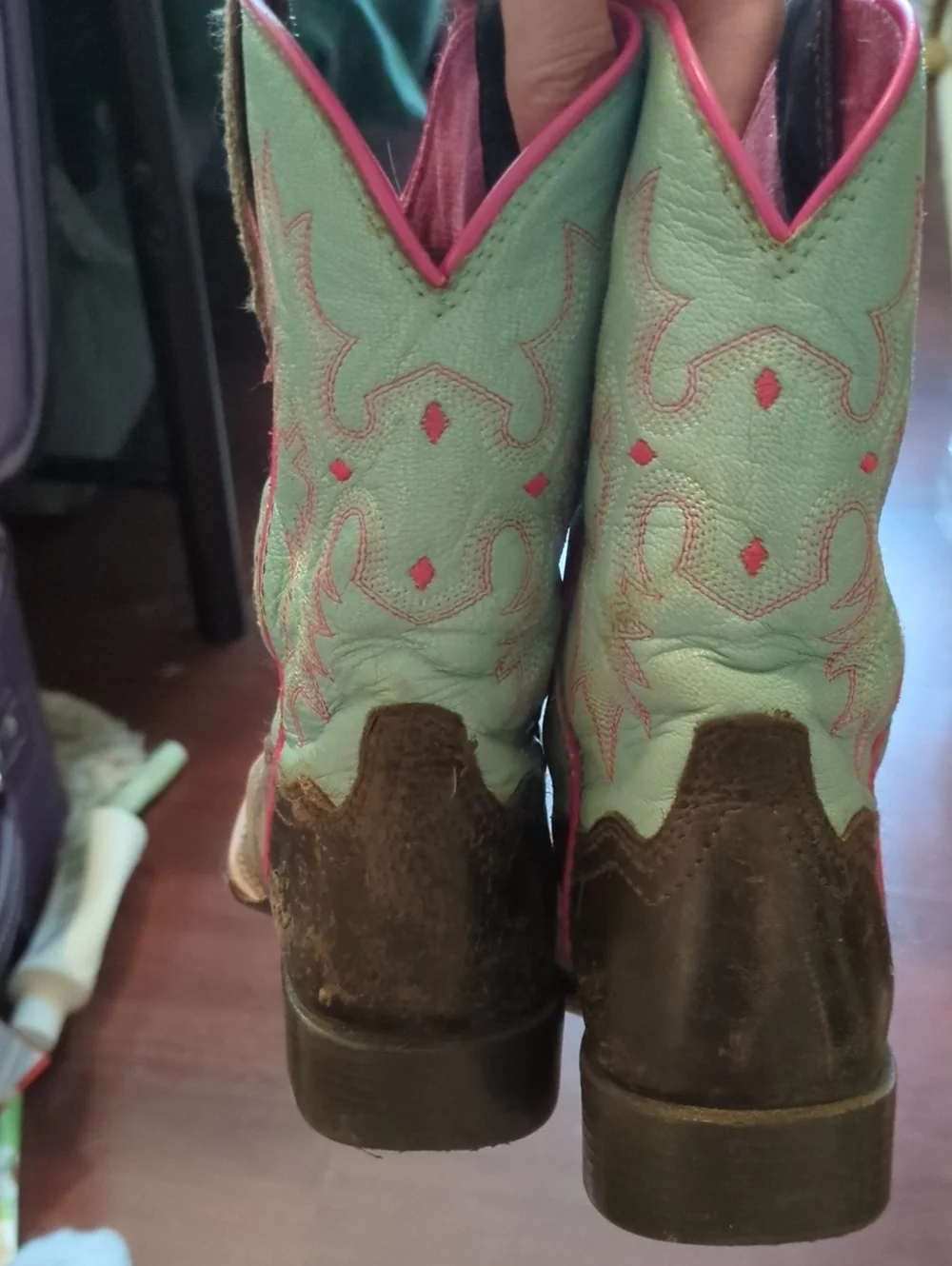 Girls Ariat boots SZ 11 T Cowboy Cowgirl